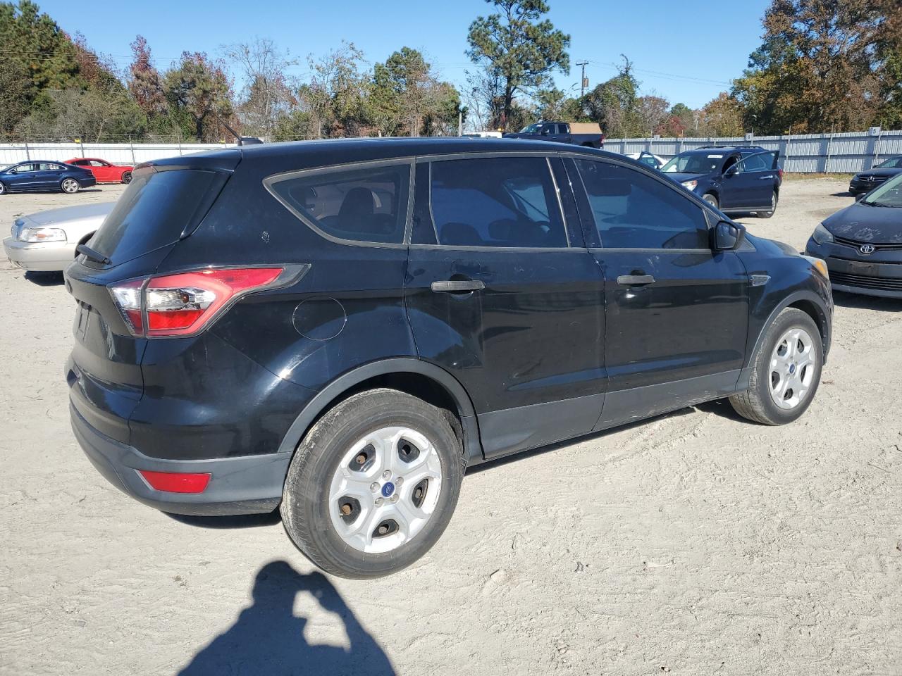 2017 FORD ESCAPE S photo 5