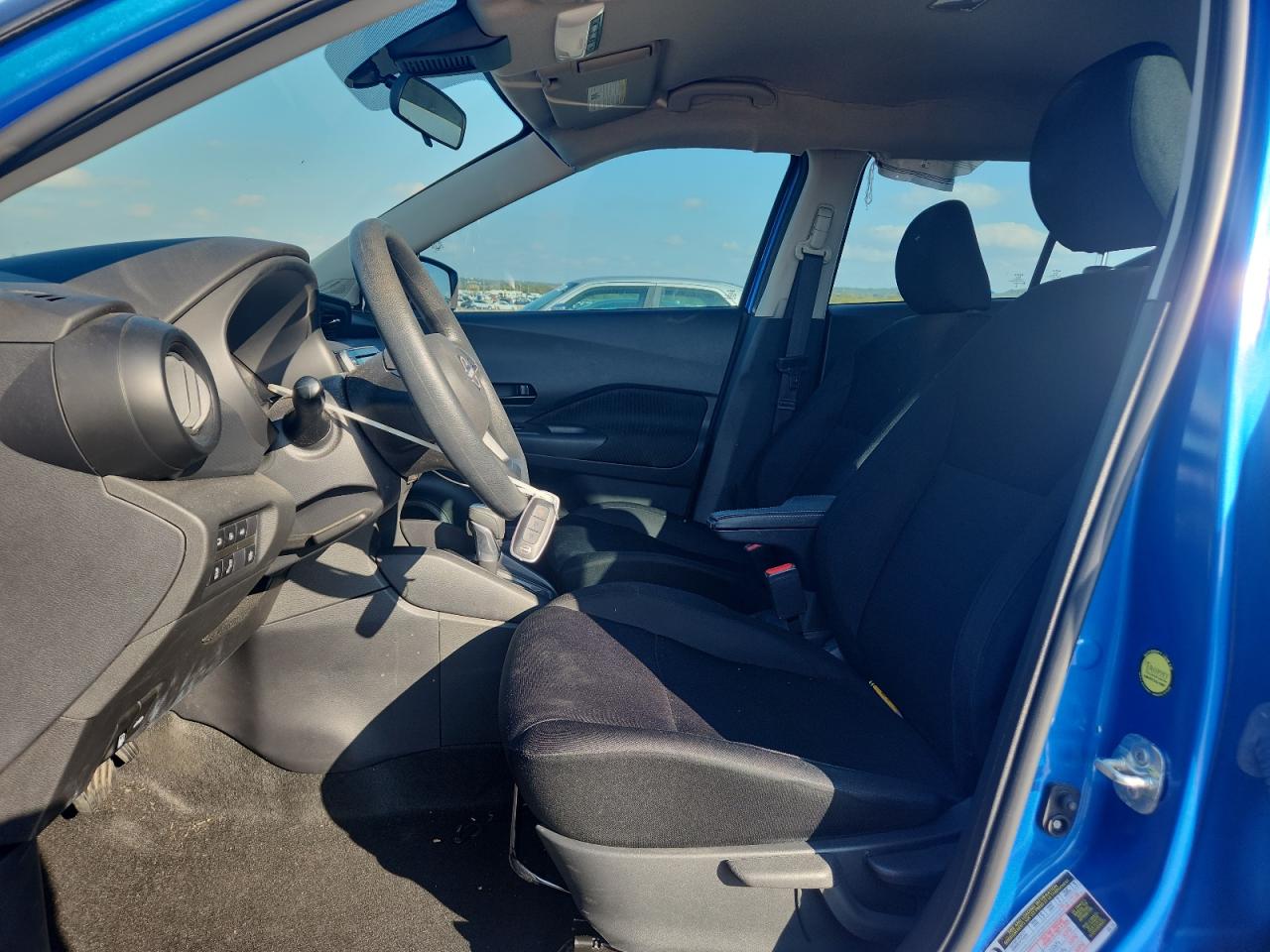 2023 NISSAN KICKS S photo 13