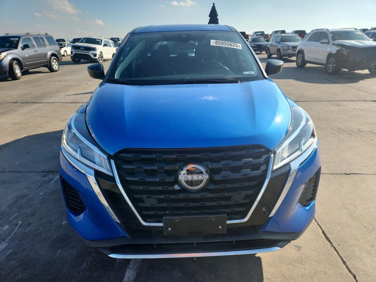 2023 NISSAN KICKS S photo 9