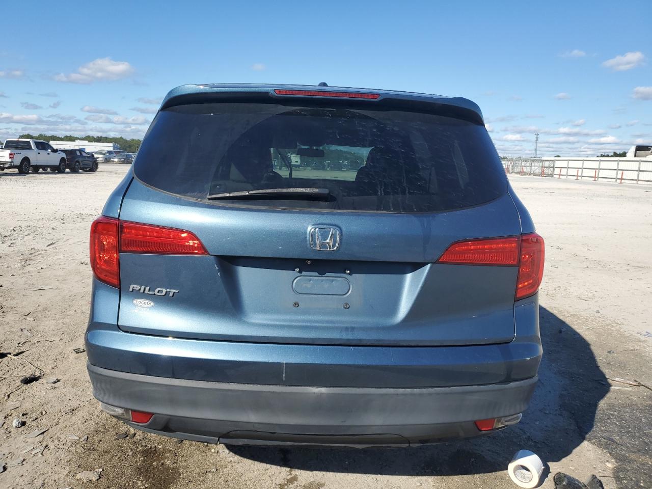 2016 HONDA PILOT EXLN photo 11