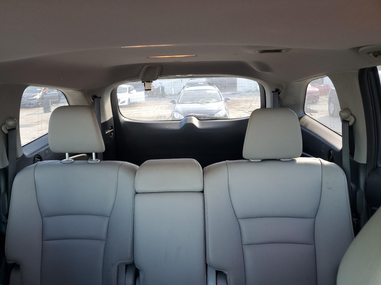 2016 HONDA PILOT EXLN photo 19