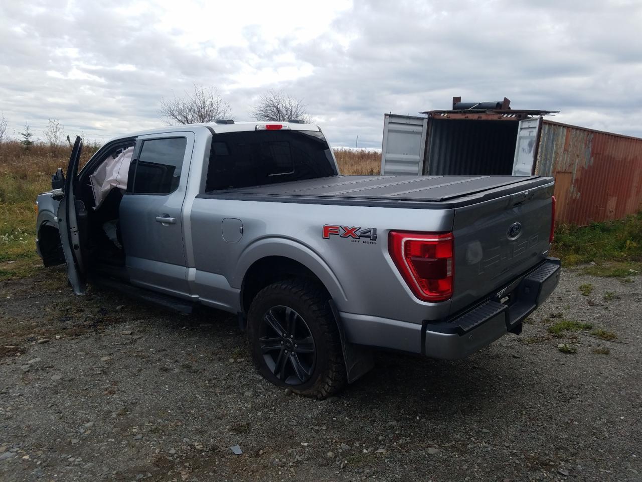 2022 FORD F150 SUPERCREW photo 2