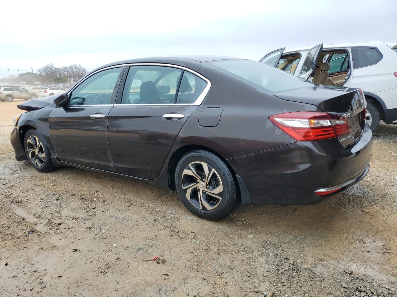 2017 HONDA ACCORD LX photo 3