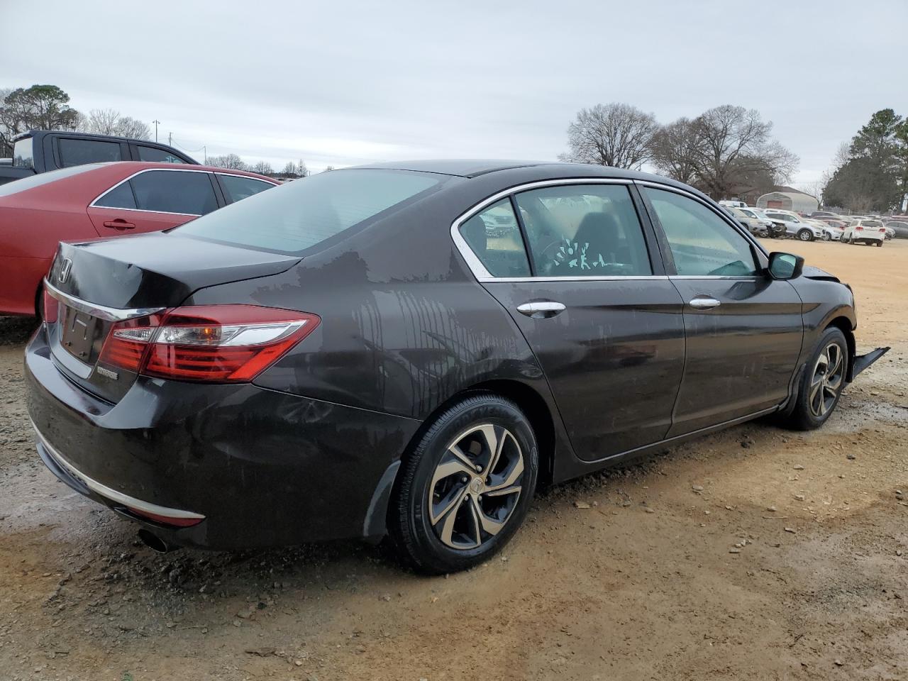 2017 HONDA ACCORD LX photo 5