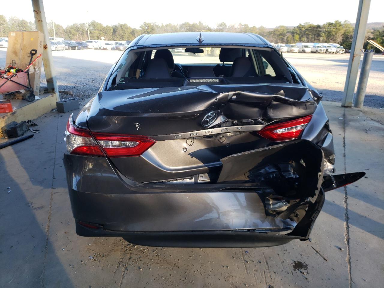 2019 TOYOTA CAMRY L photo 6