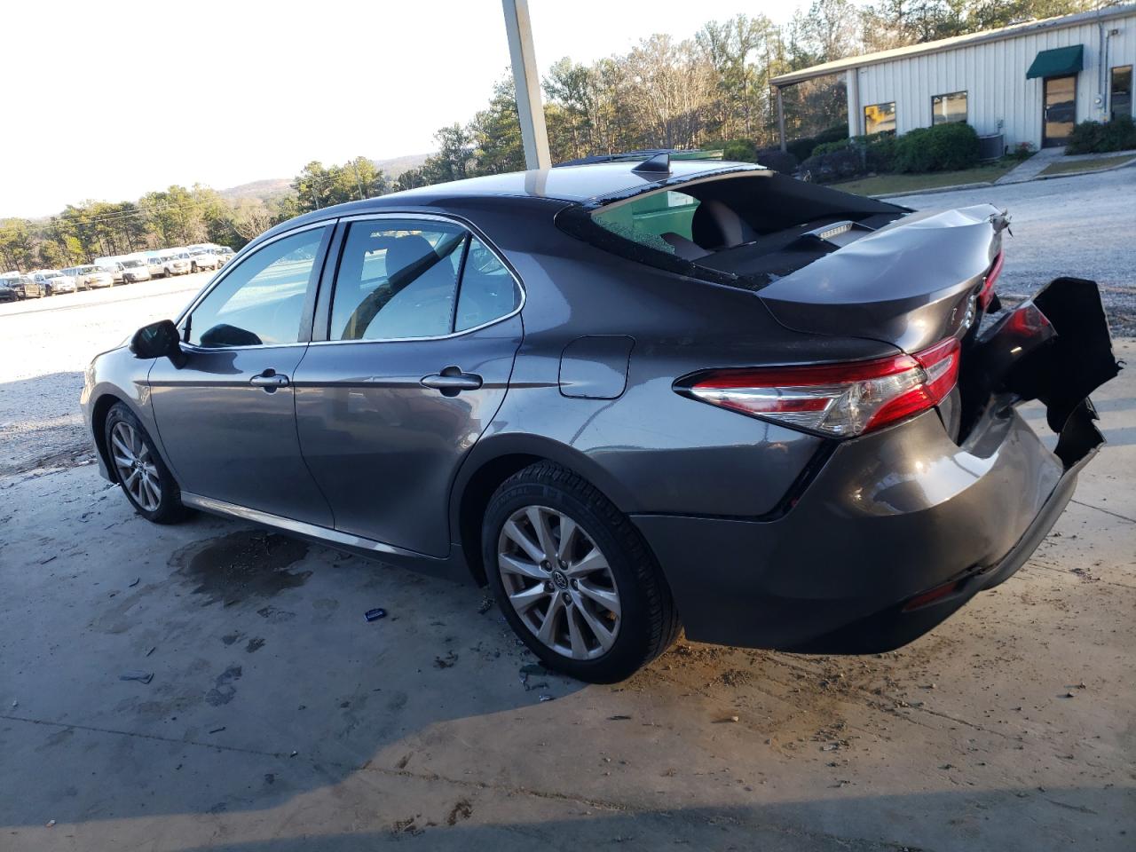 2019 TOYOTA CAMRY L photo 2
