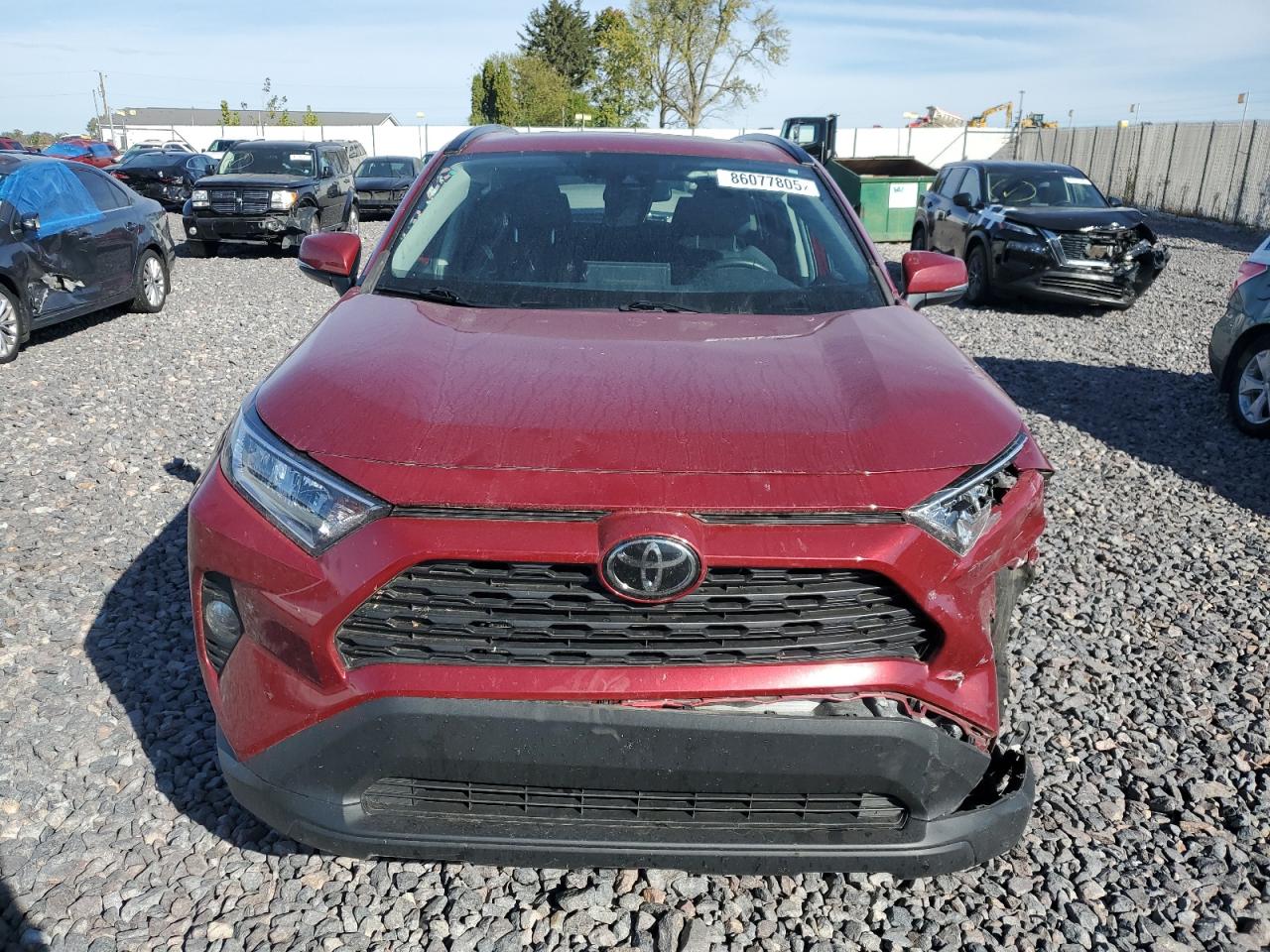 2021 TOYOTA RAV4 XLE photo 5