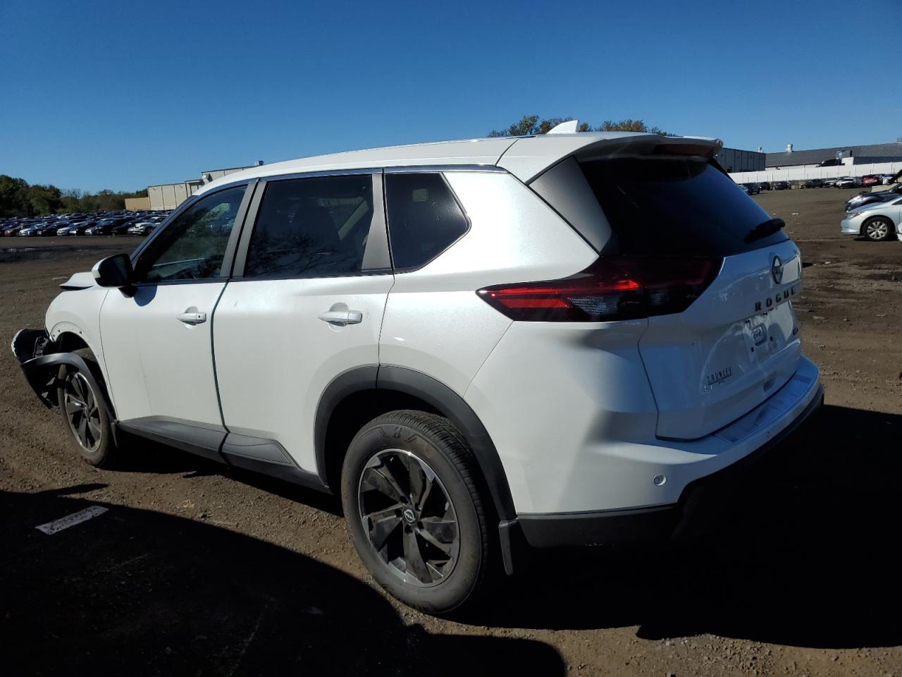 2025 NISSAN ROGUE SV photo 3