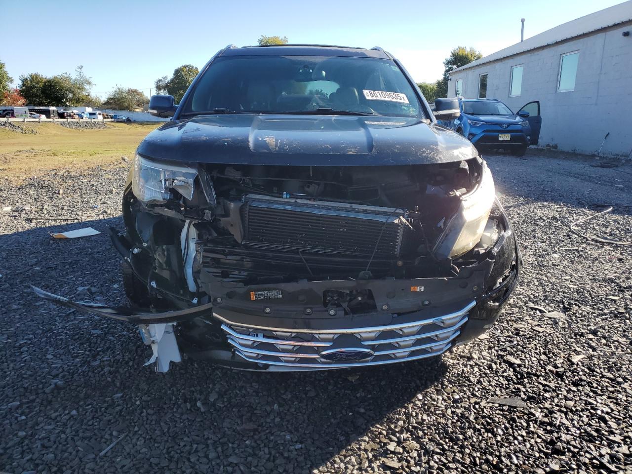 2017 FORD EXPLORER photo 9