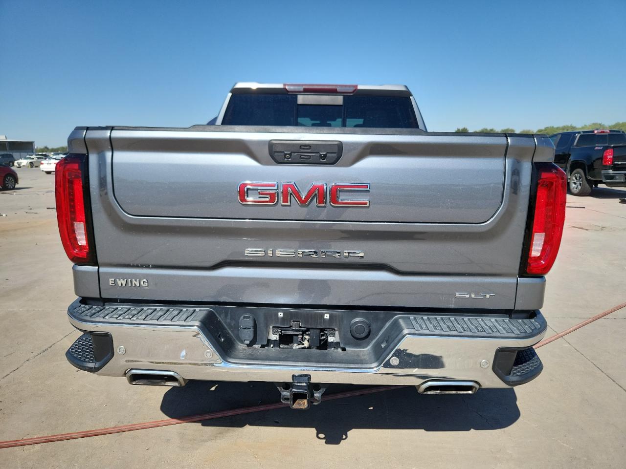 2020 GMC SIERRA K1500 SLT photo 6