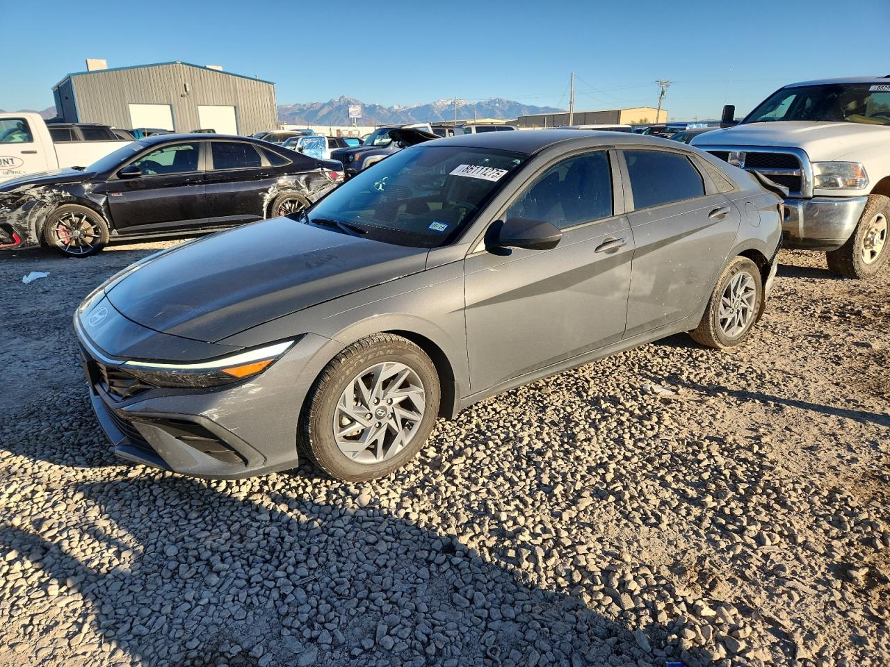 2024 HYUNDAI ELANTRA