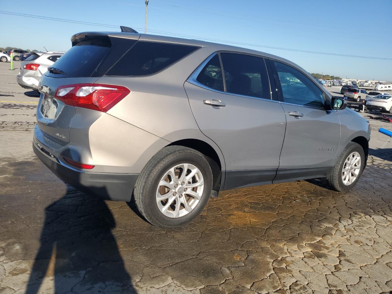 2019 CHEVROLET EQUINOX LT photo 3