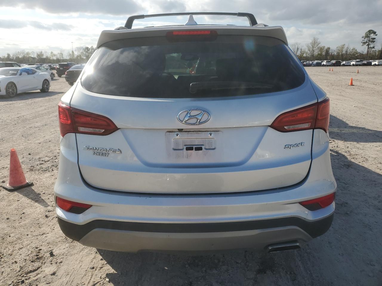 2018 HYUNDAI SANTA FE SPORT photo 6