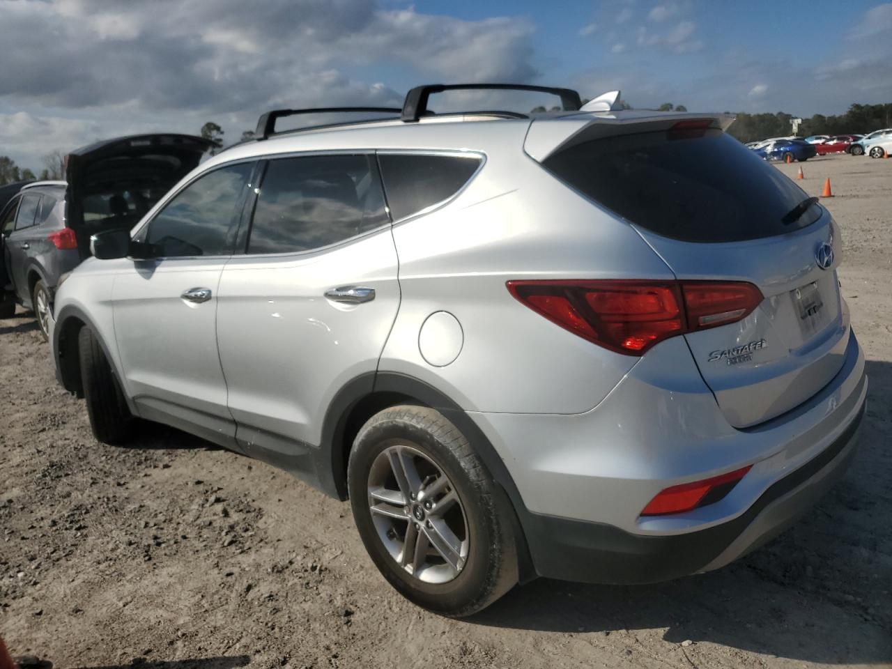 2018 HYUNDAI SANTA FE SPORT photo 2