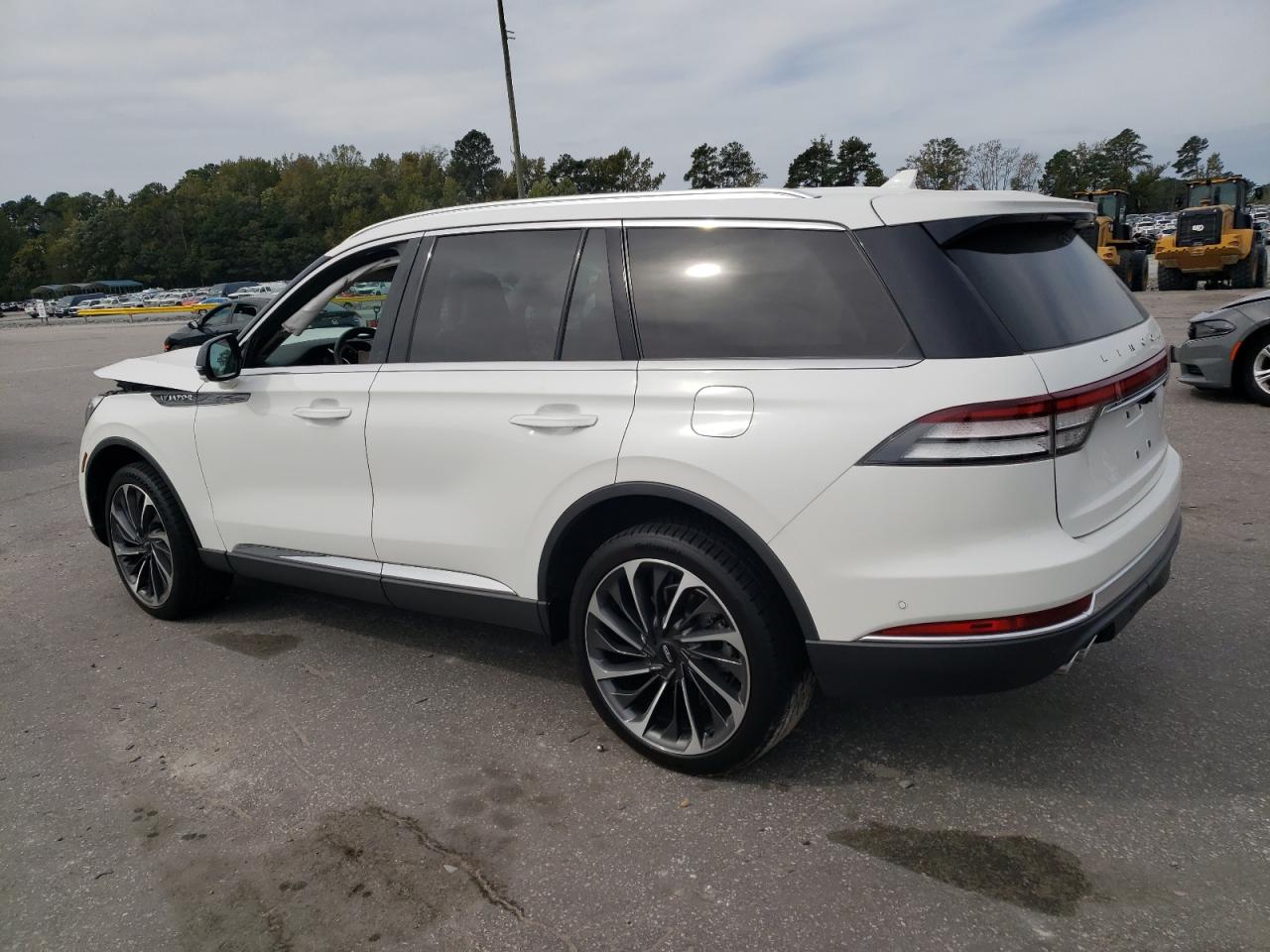 2020 LINCOLN AVIATOR RESERVE photo 3