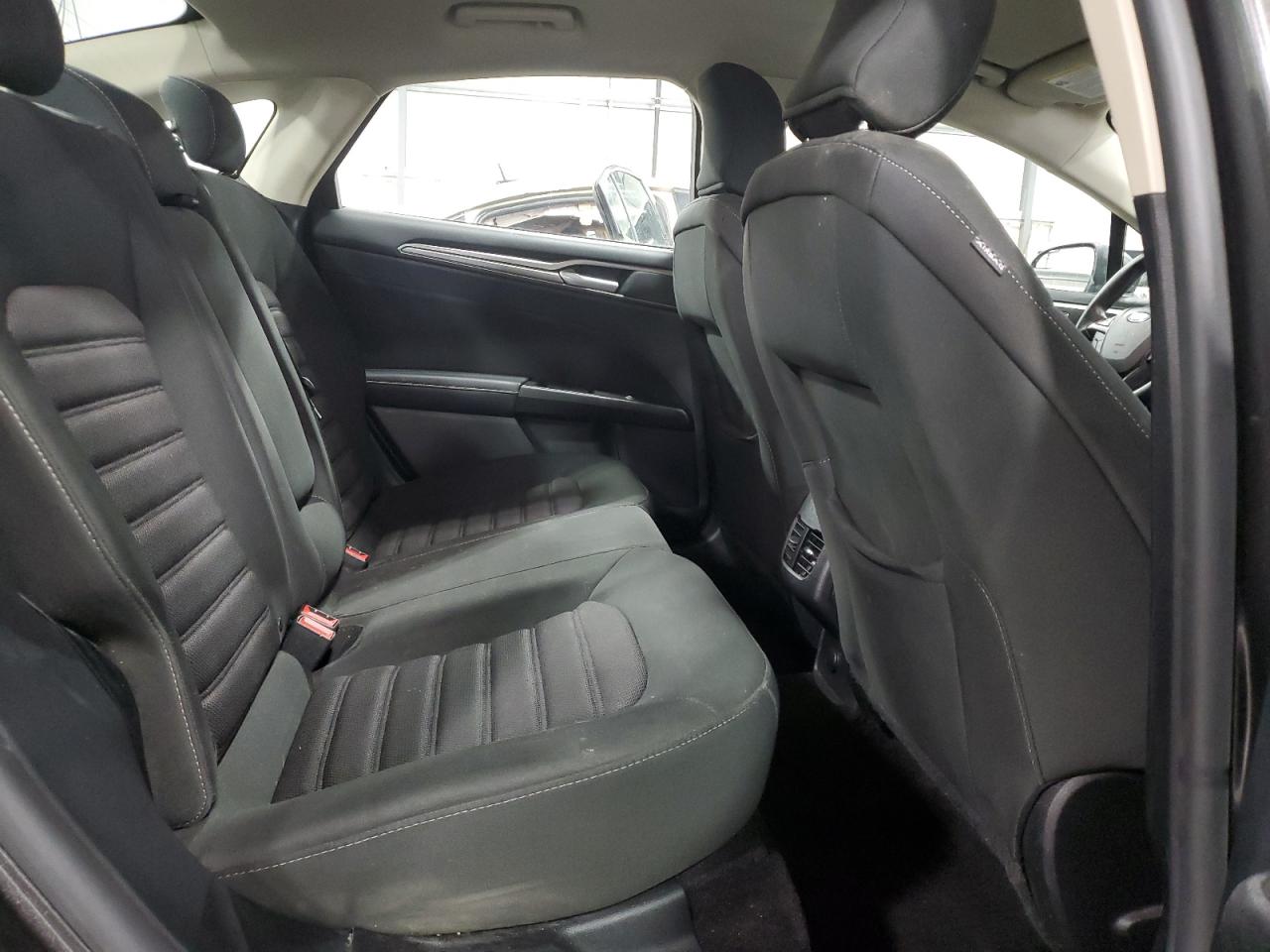 2017 FORD FUSION SE HYBRID photo 10