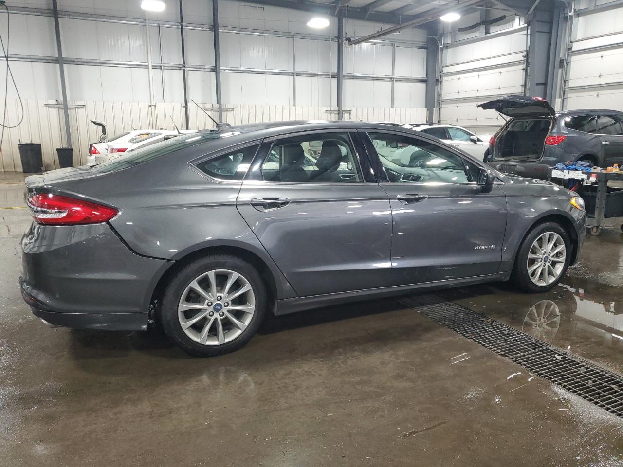 2017 FORD FUSION SE HYBRID photo 3