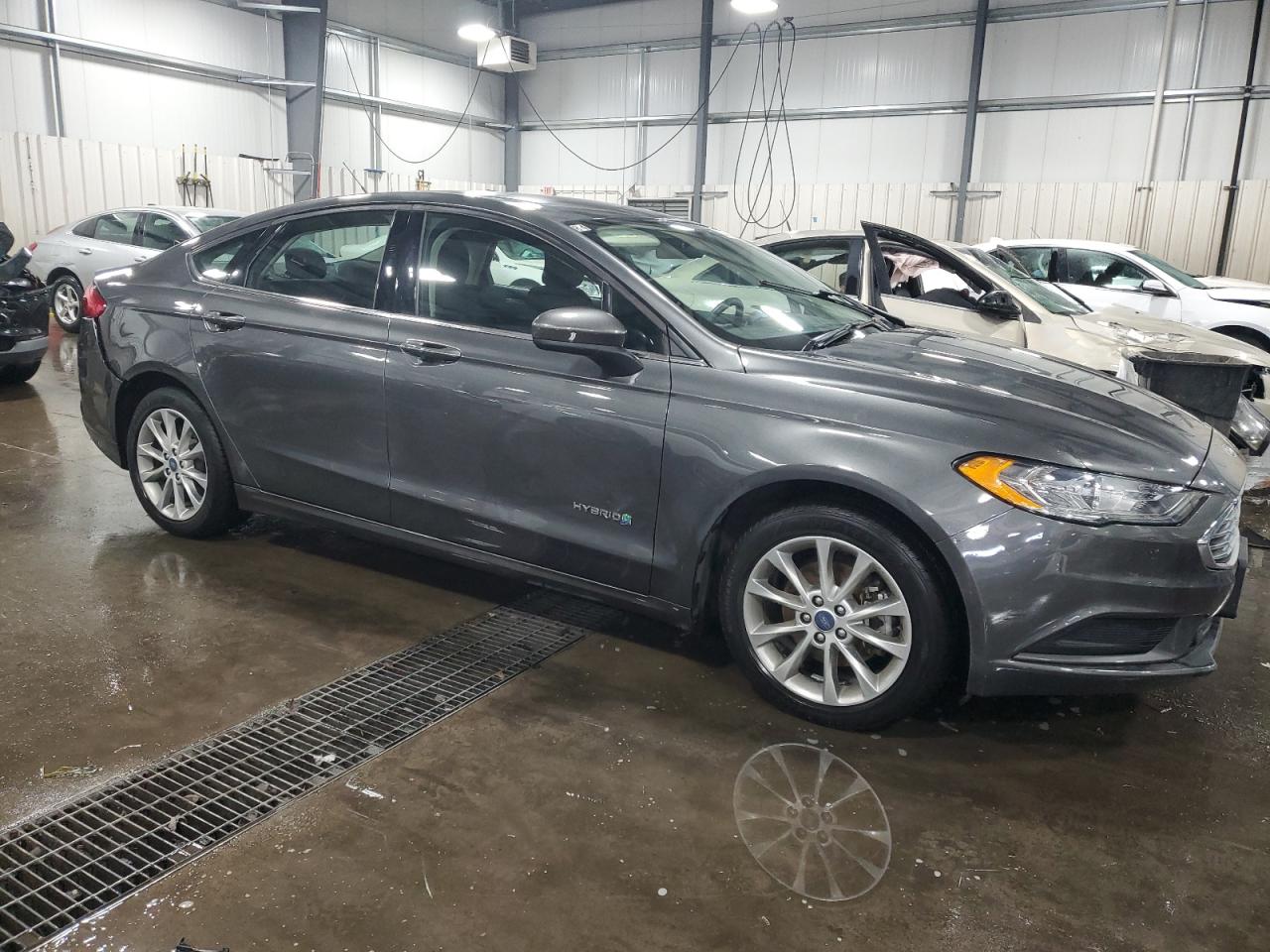 2017 FORD FUSION SE HYBRID photo 4