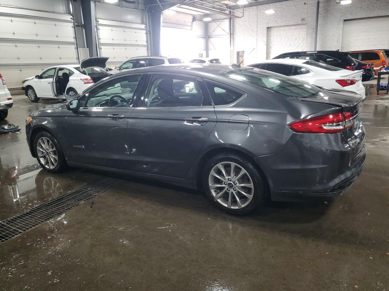 2017 FORD FUSION SE HYBRID photo 2