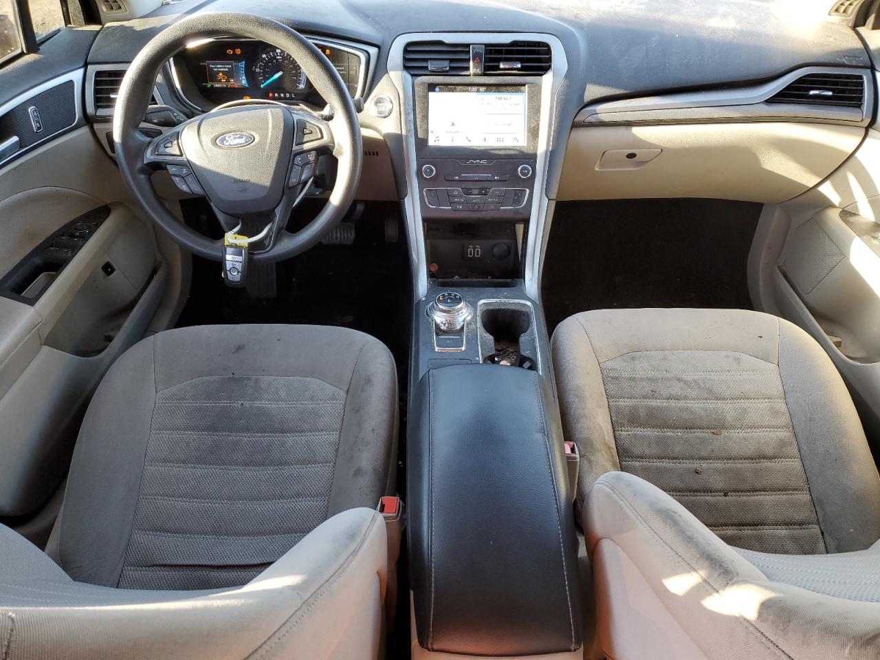 2019 FORD FUSION SE photo 22