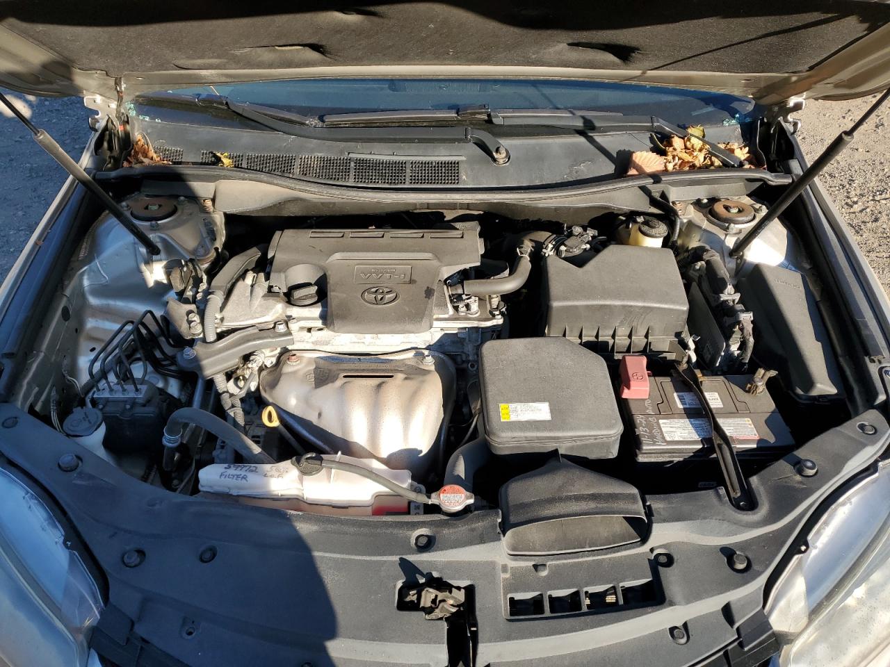 2016 TOYOTA CAMRY LE photo 11