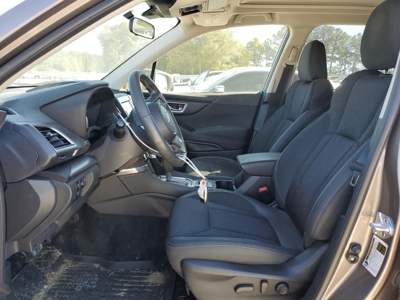 2024 SUBARU FORESTER PREMIUM photo 13
