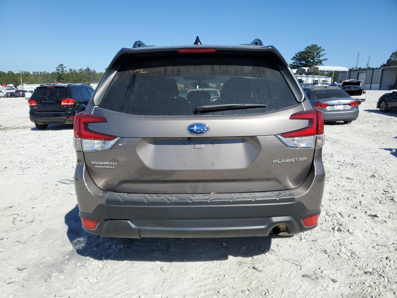 2024 SUBARU FORESTER PREMIUM photo 11