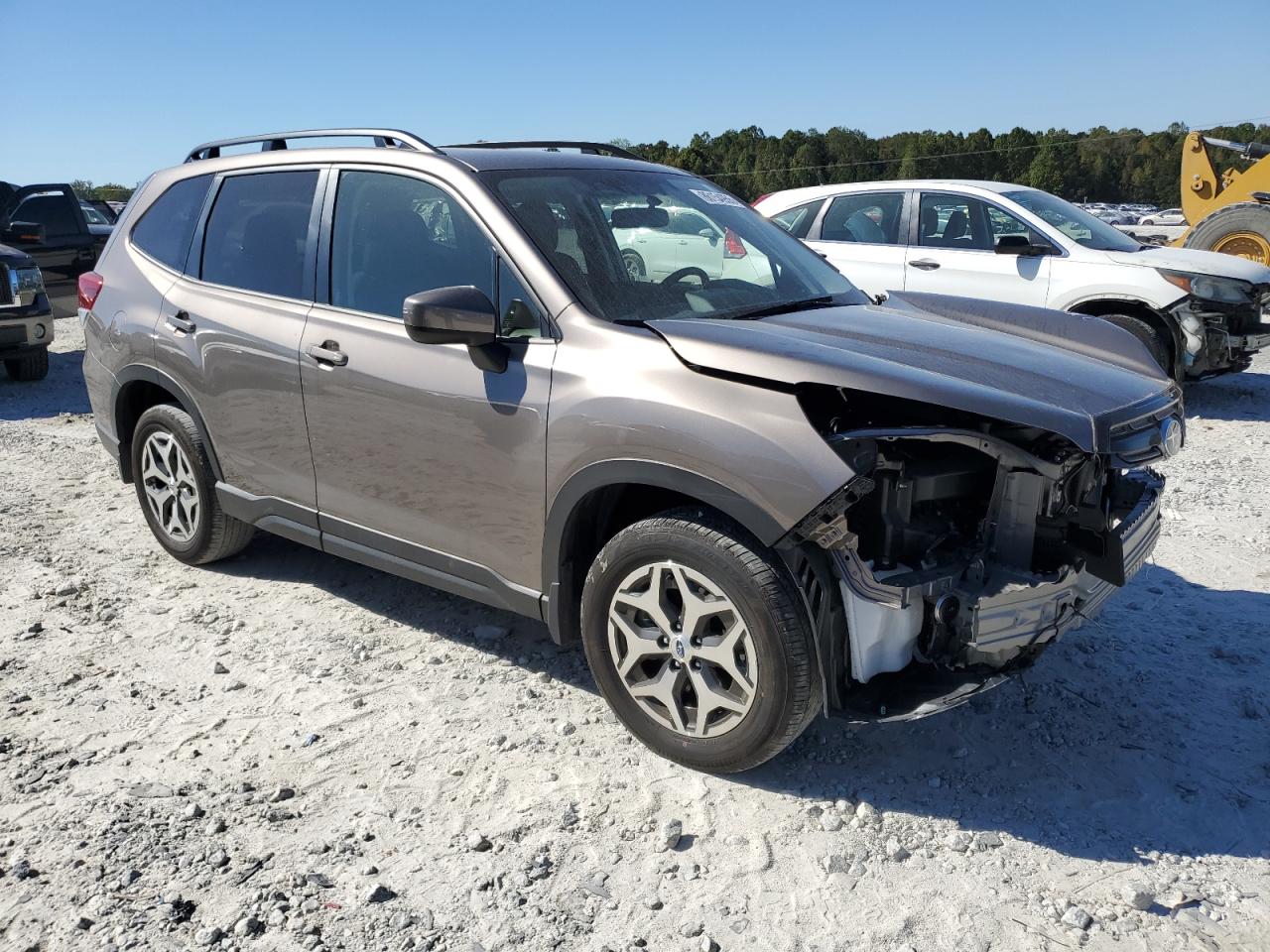 2024 SUBARU FORESTER PREMIUM photo 7