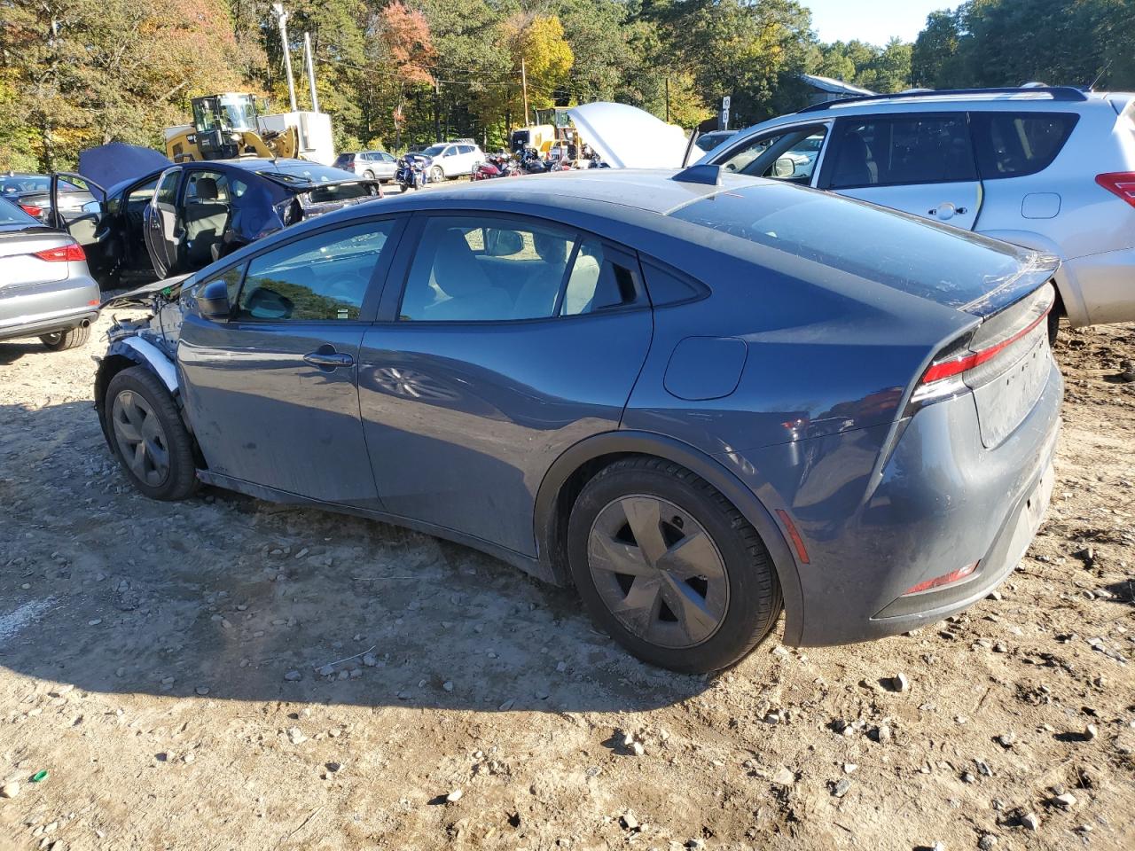 2025 TOYOTA PRIUS LE photo 2