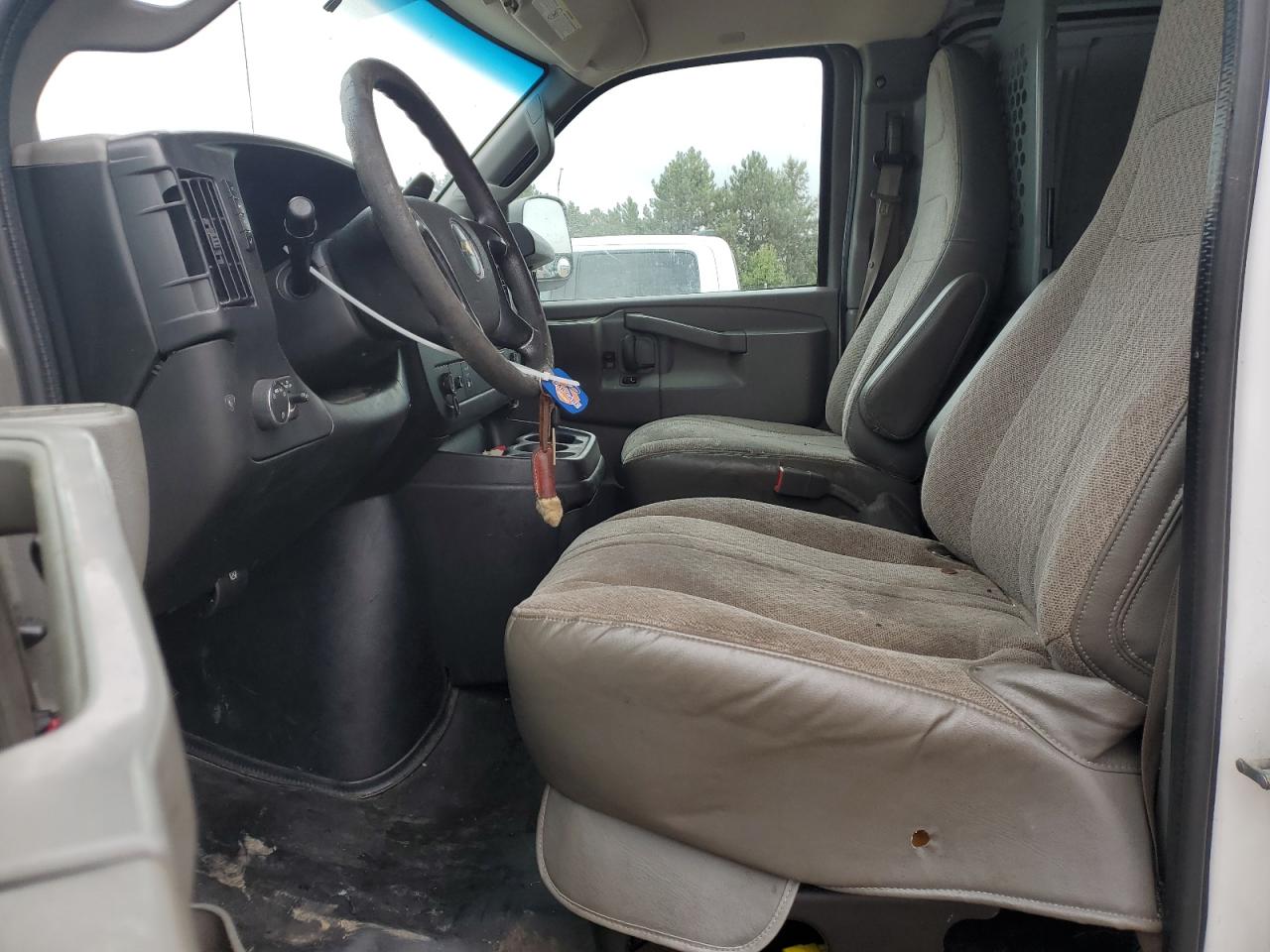 2016 CHEVROLET EXPRESS G3500 UTILITY / SERVICE VAN photo 13