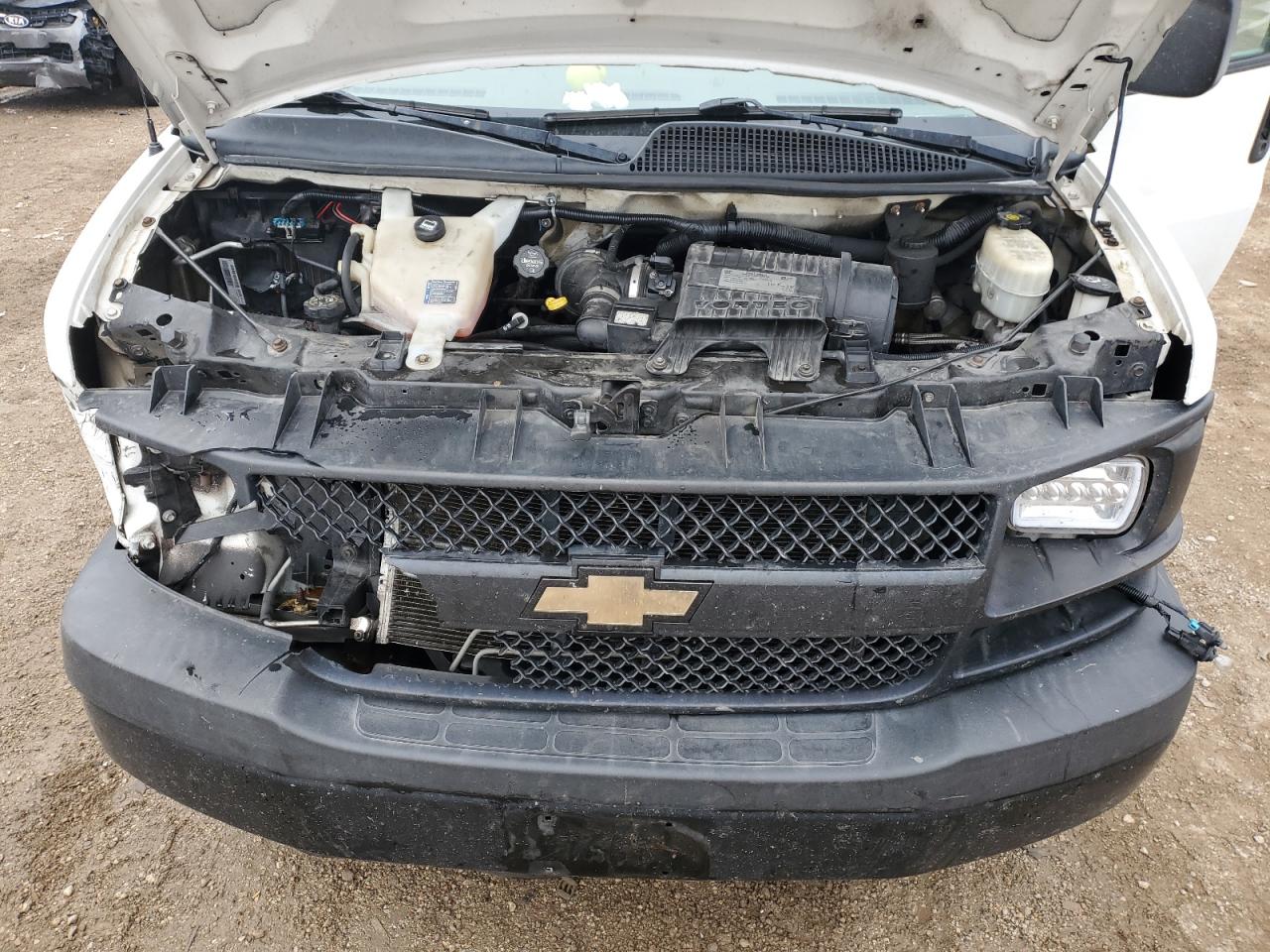 2016 CHEVROLET EXPRESS G3500 UTILITY / SERVICE VAN photo 21