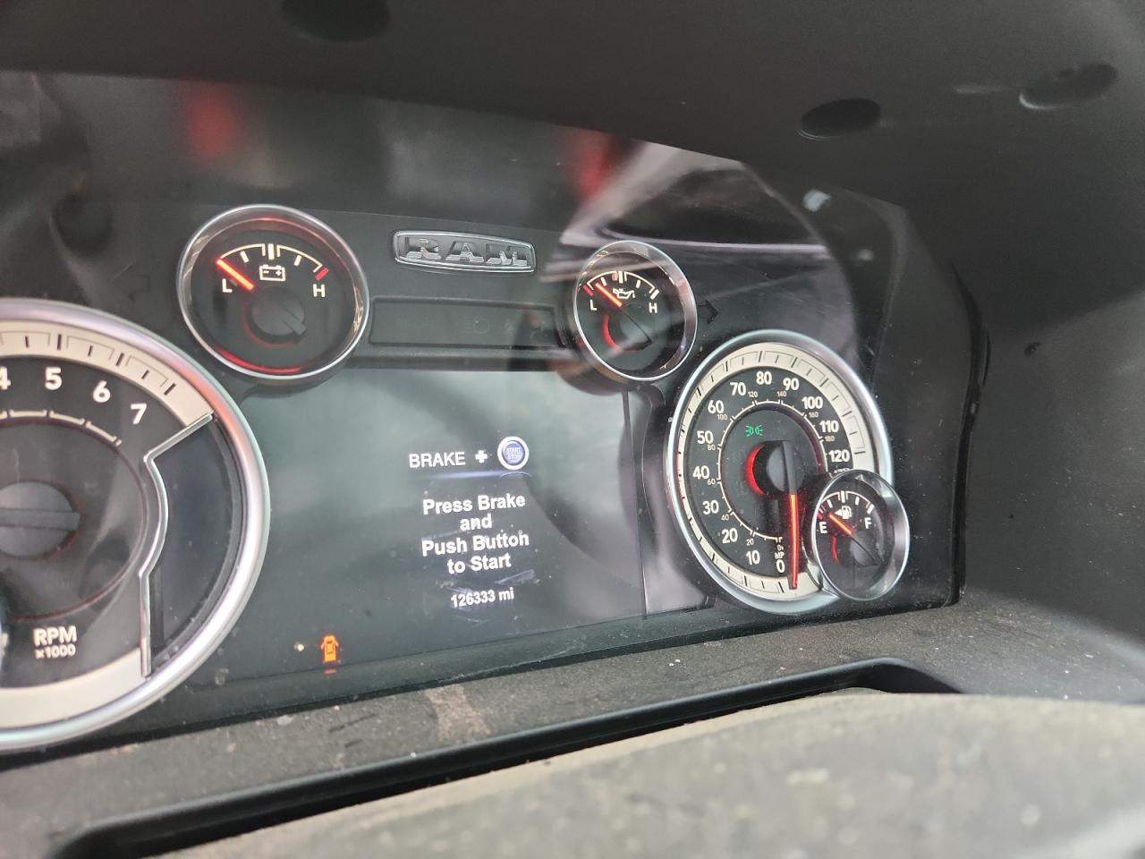 2017 RAM 1500 LARAMIE photo 25