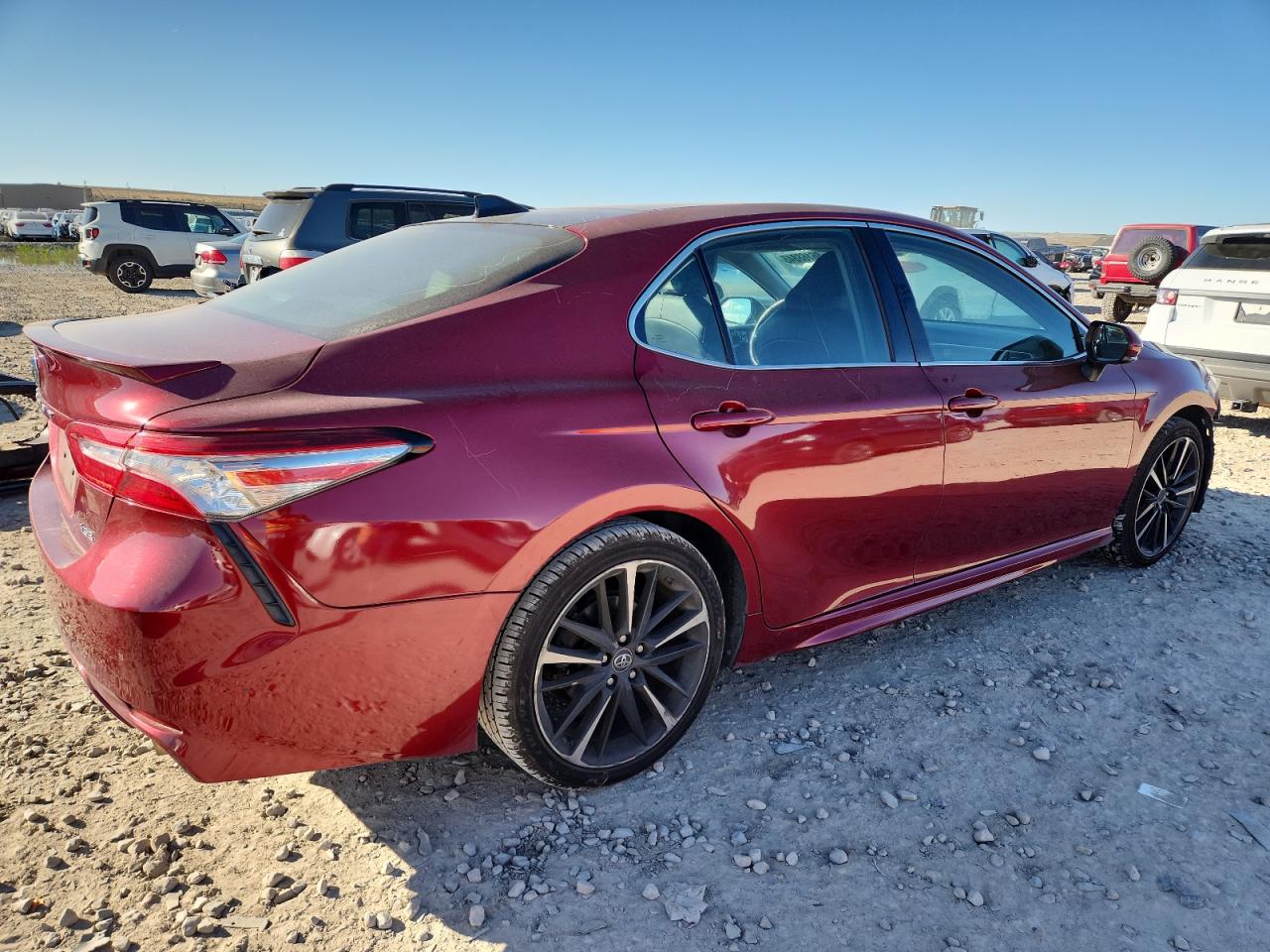 2018 TOYOTA CAMRY XSE photo 7