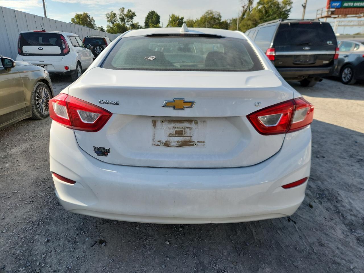 2019 CHEVROLET CRUZE LT photo 11