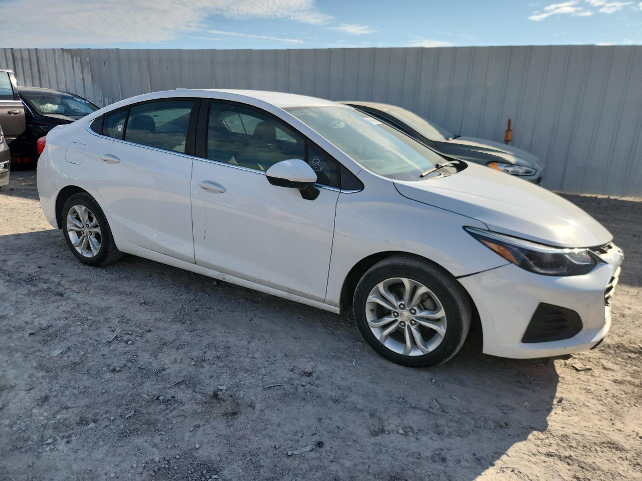 2019 CHEVROLET CRUZE LT photo 7