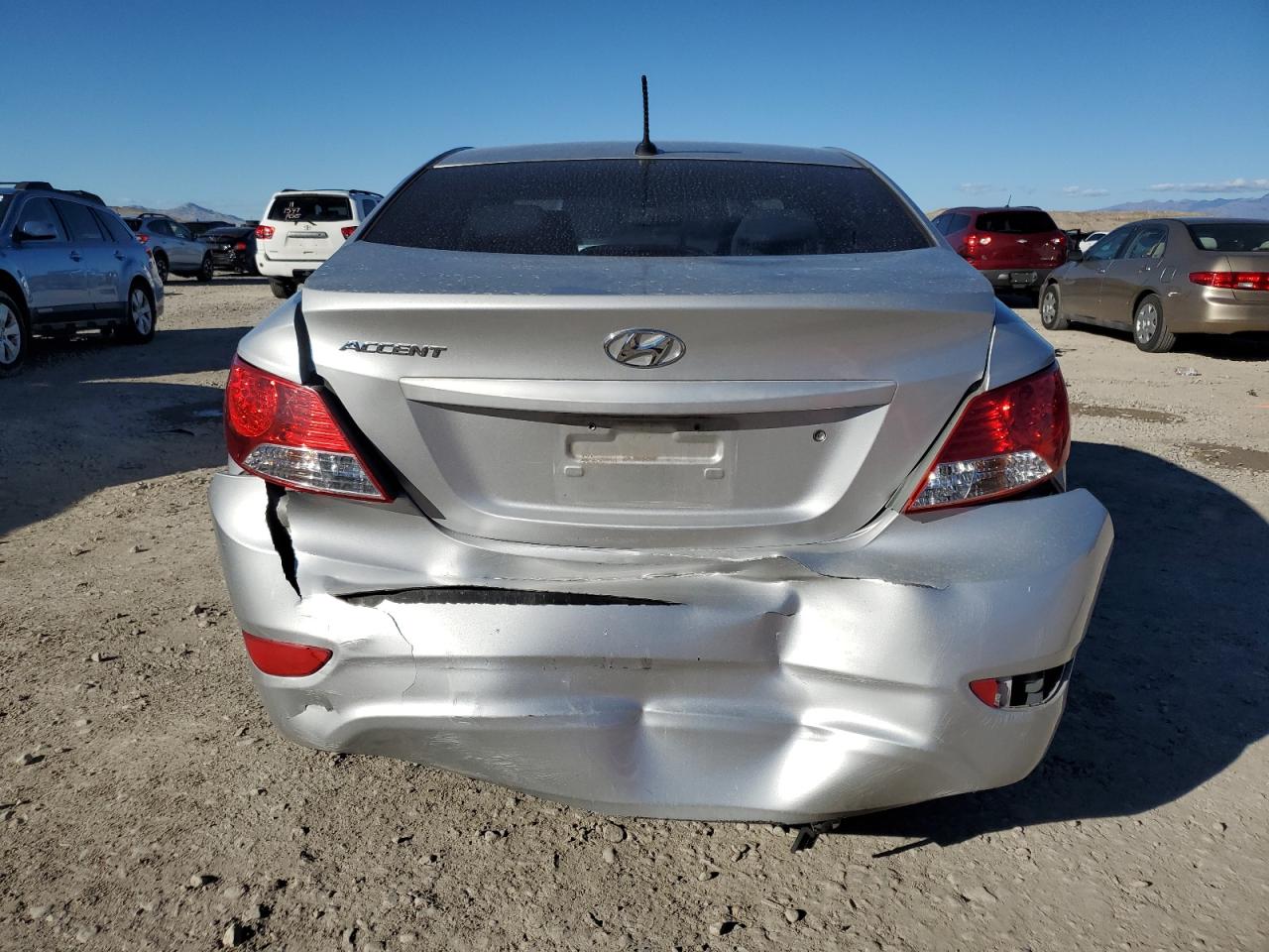 2012 HYUNDAI ACCENT GLS photo 16