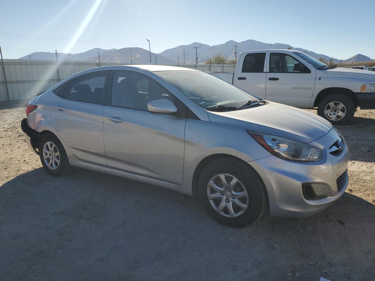 2012 HYUNDAI ACCENT GLS photo 10