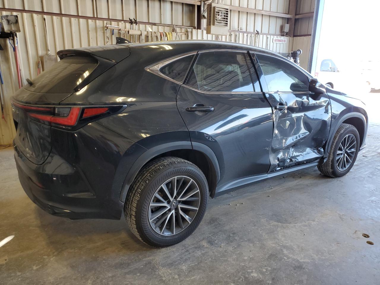 2022 LEXUS NX 350 photo 3