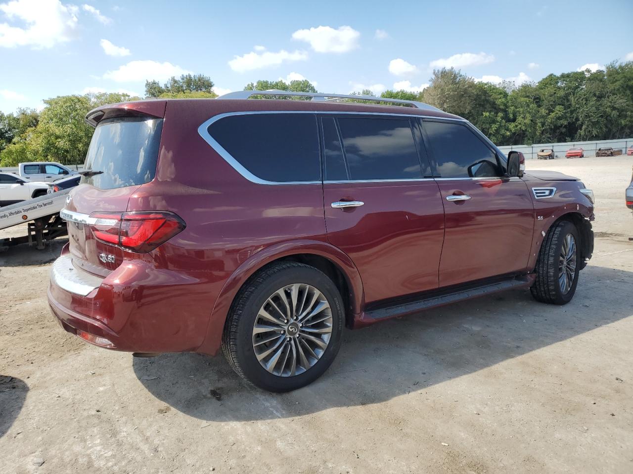 2020 INFINITI QX80 LUXE photo 7