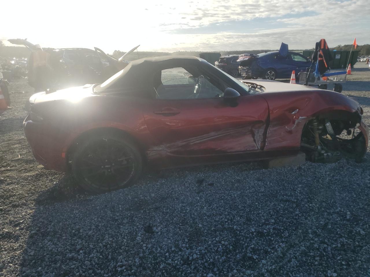 2019 MAZDA MX-5 MIATA CLUB photo 3