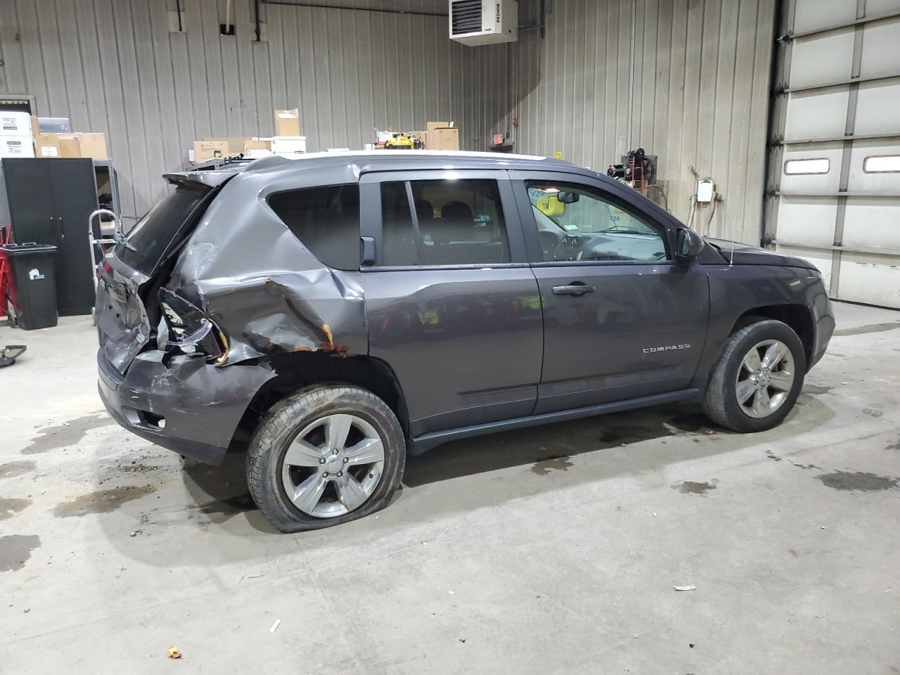 2016 JEEP COMPASS LATITUDE photo 3