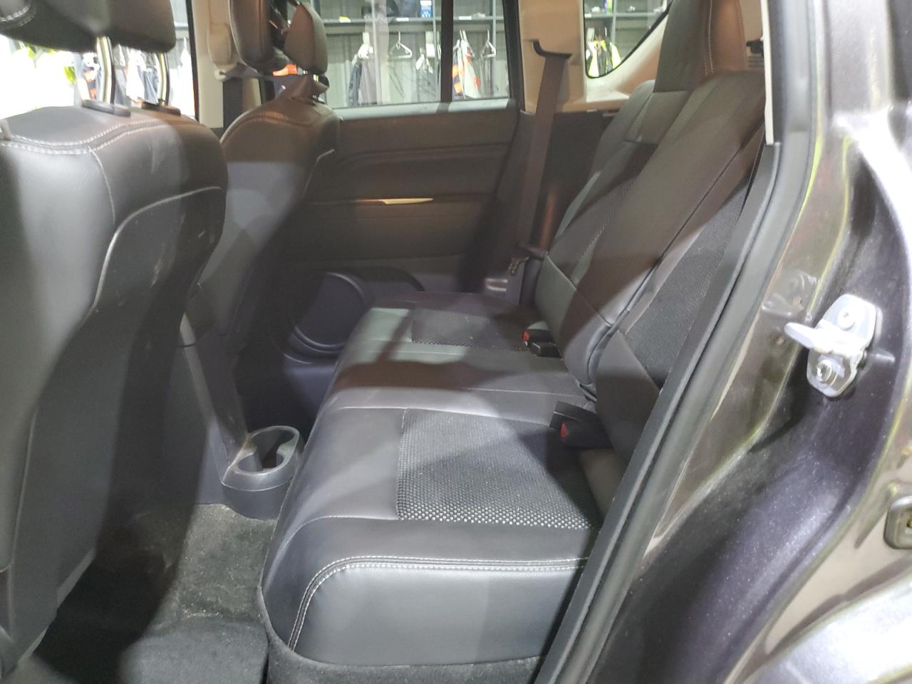 2016 JEEP COMPASS LATITUDE photo 11