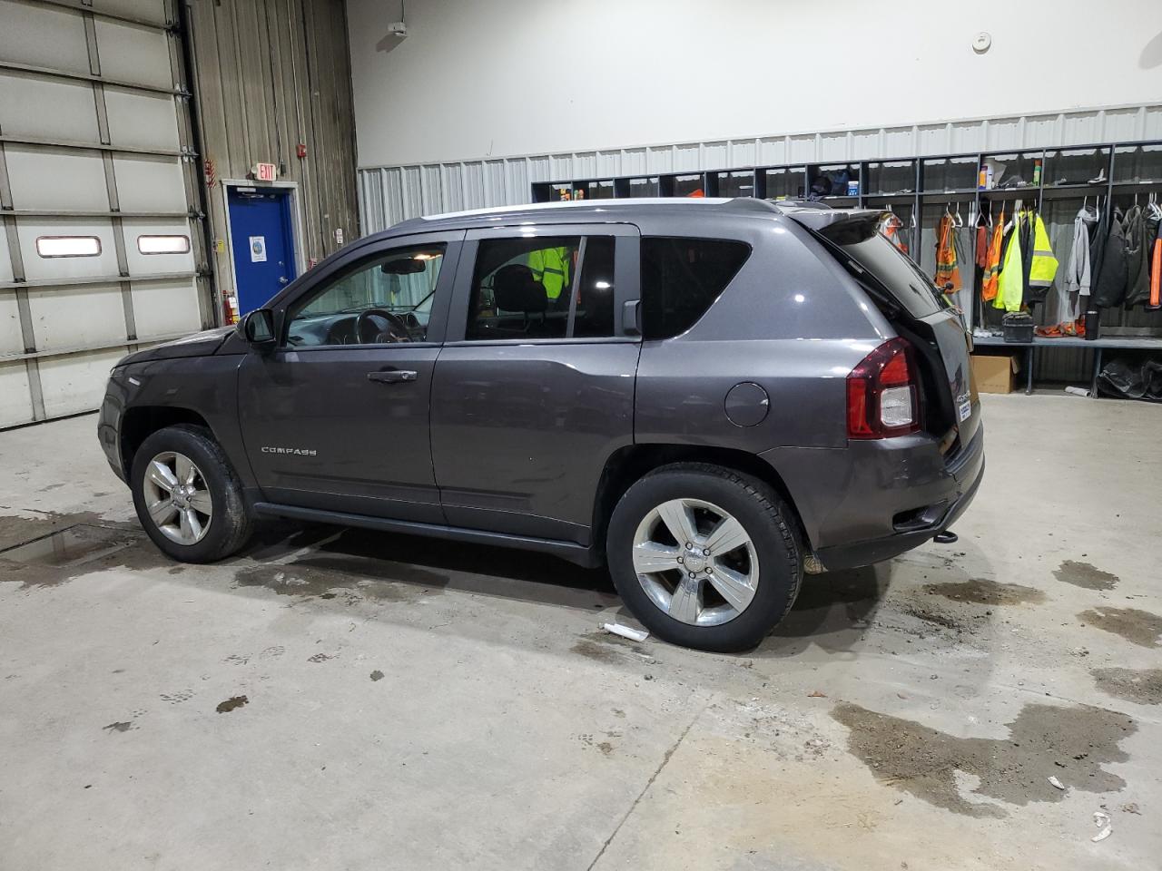 2016 JEEP COMPASS LATITUDE photo 2