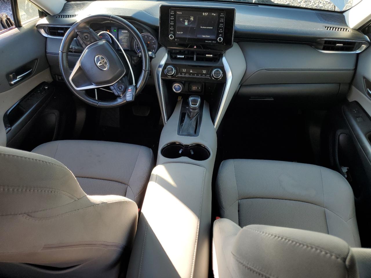 2021 TOYOTA VENZA LE photo 22