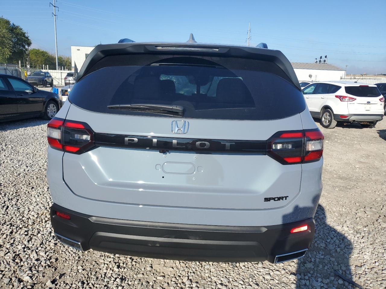 2025 HONDA PILOT SPORT photo 11