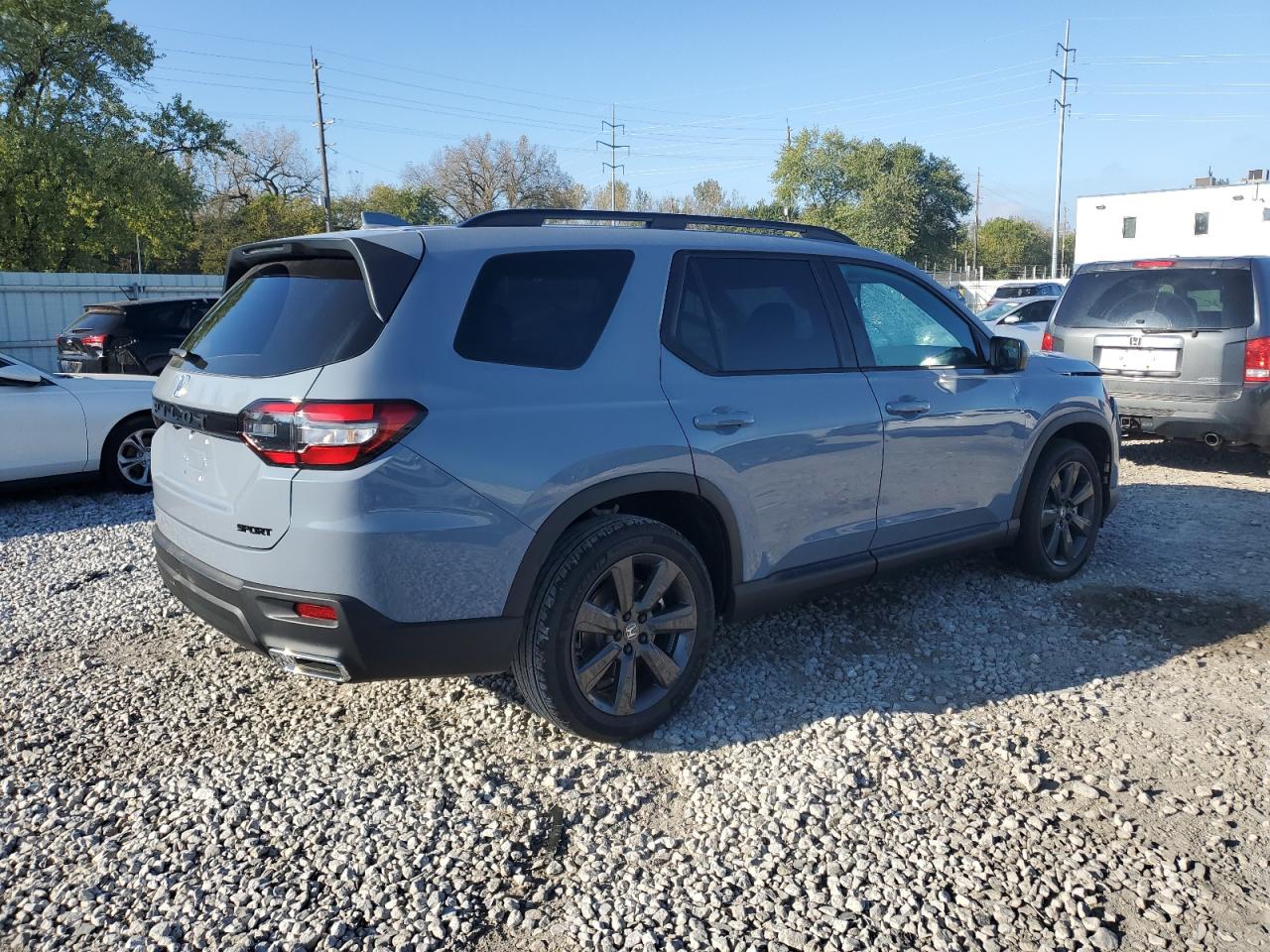 2025 HONDA PILOT SPORT photo 5
