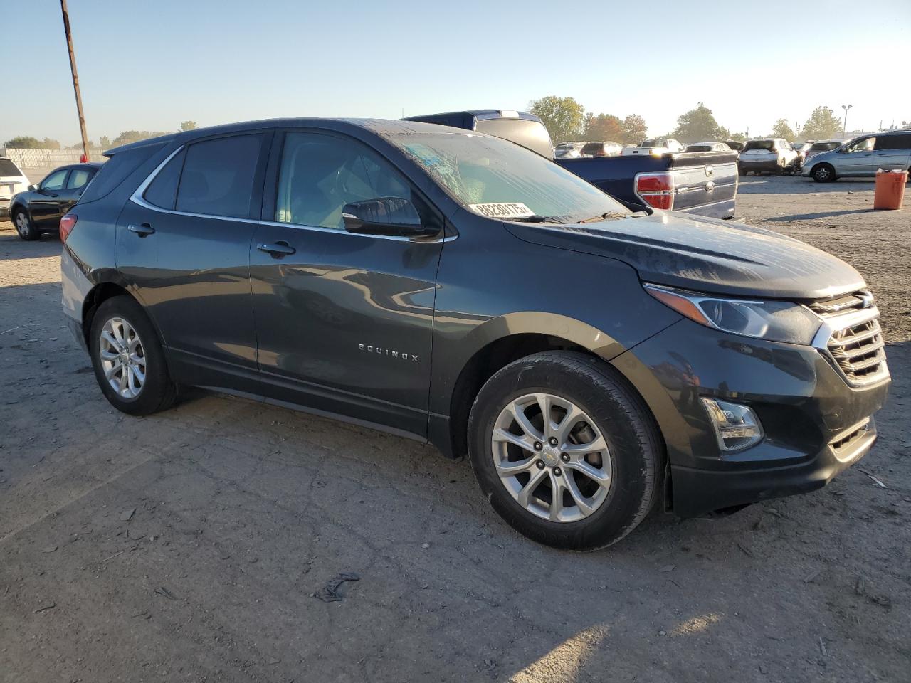 2018 CHEVROLET EQUINOX LT photo 4