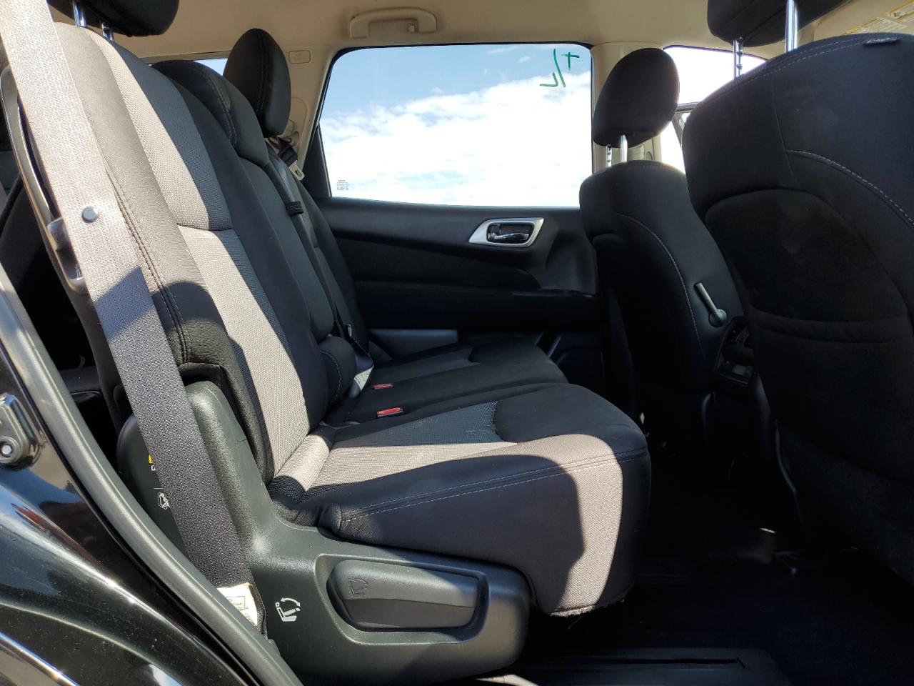 2017 NISSAN PATHFINDER S photo 21