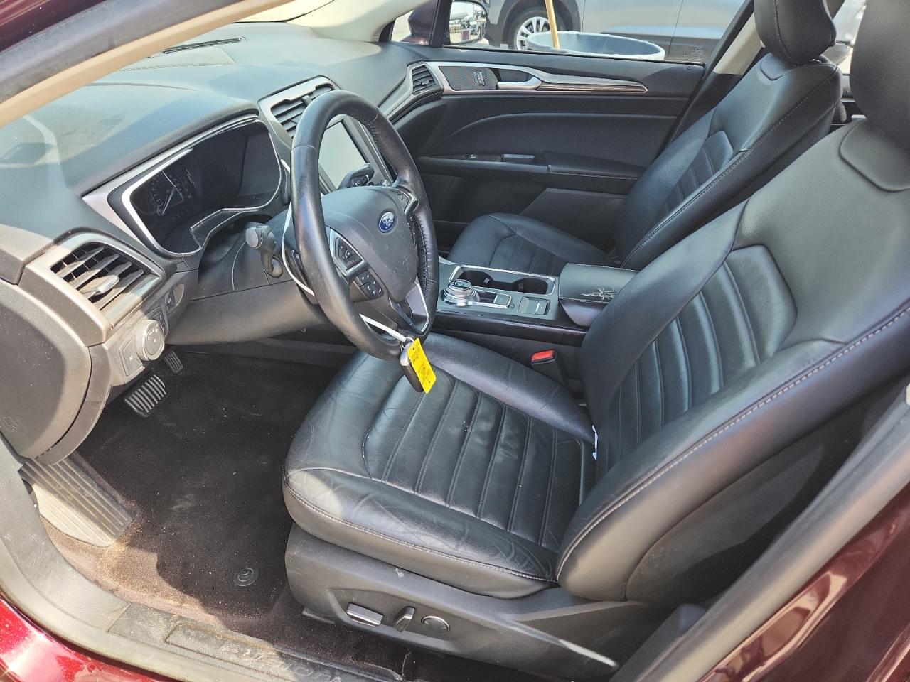2017 FORD FUSION SE photo 13