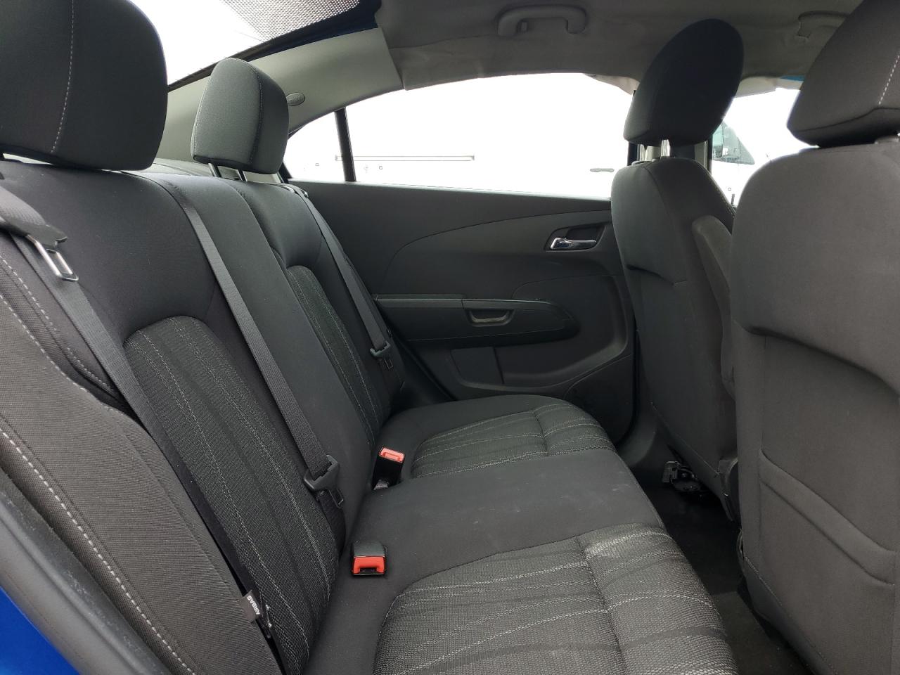 2017 CHEVROLET SONIC LT photo 10